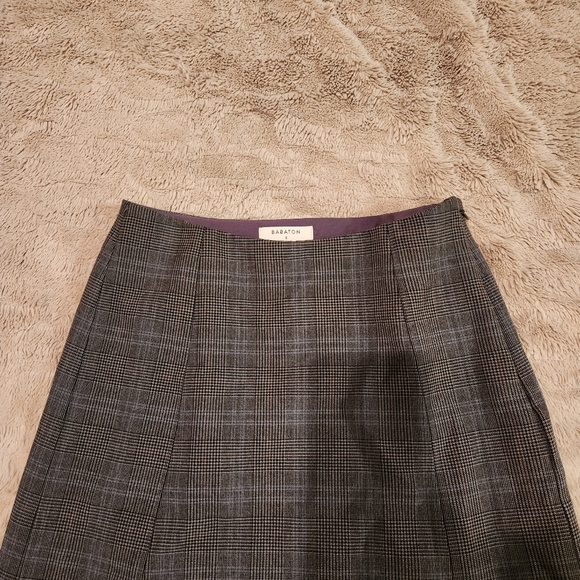 Babaton Modern Mini Skirt - Picture 3 of 3